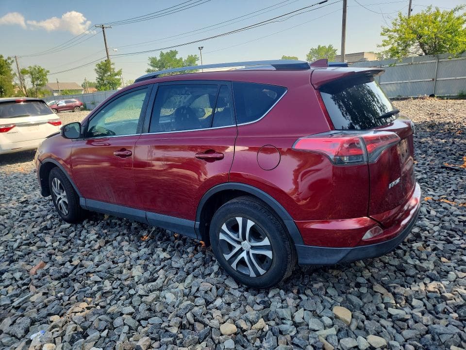 2018 TOYOTA RAV4 LE 2