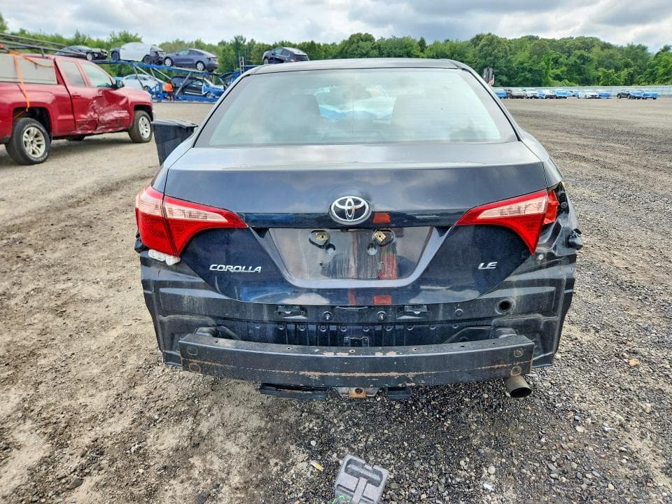 2018 TOYOTA COROLLA LE 6