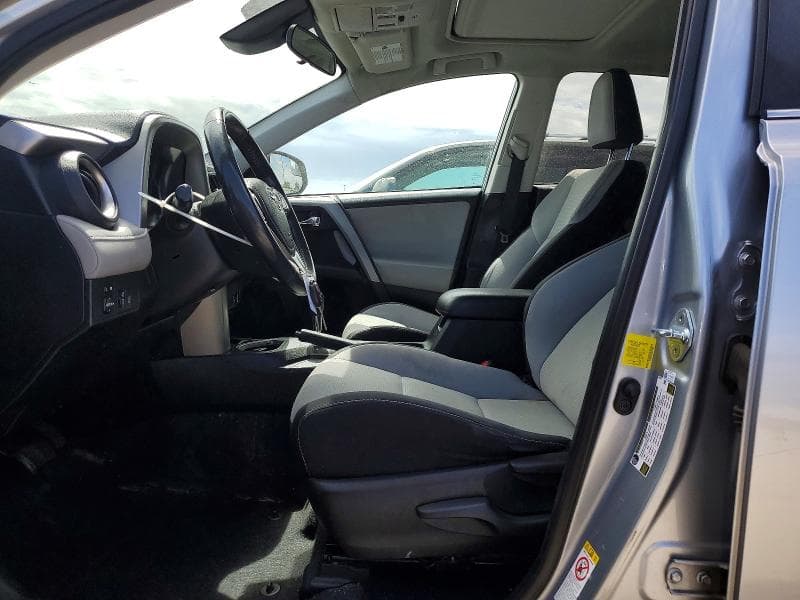 2017 TOYOTA RAV4 XLE 7