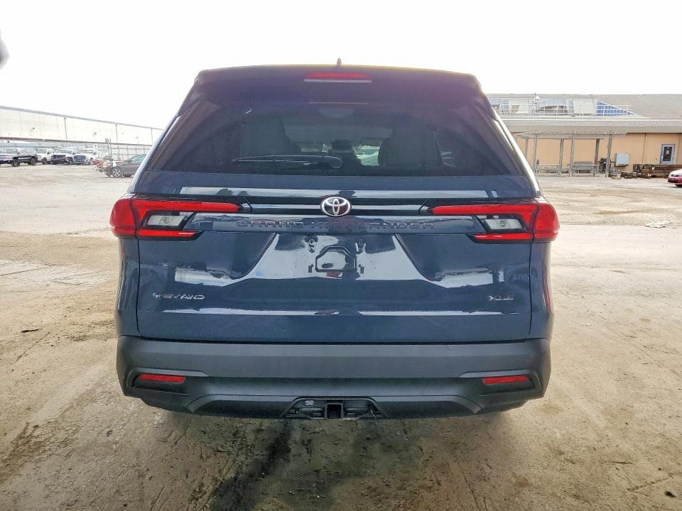 2026 TOYOTA GRAND HIGHLANDER HYBRID XLE 6