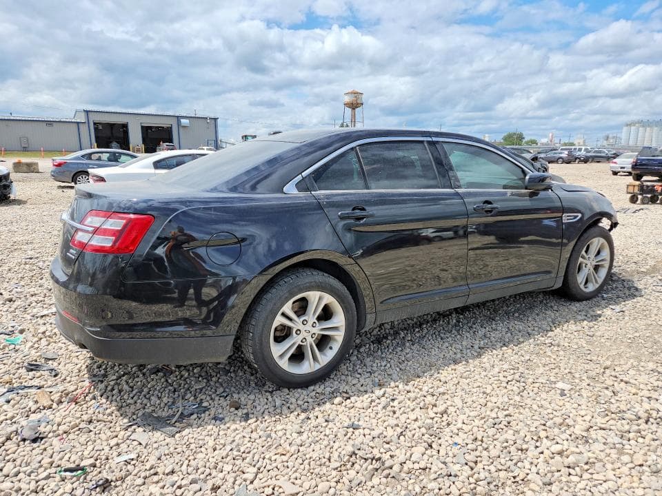 2018 FORD TAURUS SEL 3