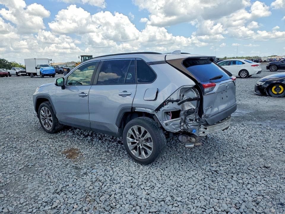 2020 TOYOTA RAV4 XLE PREMIUM 2