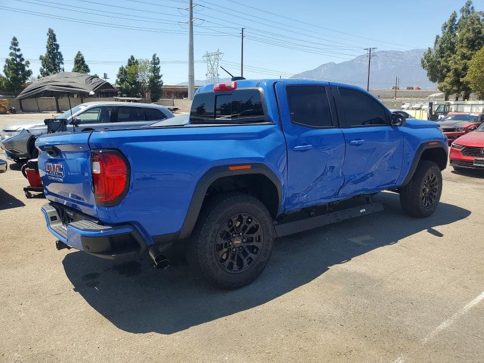 2026 GMC CANYON ELEVATION 3