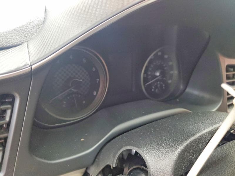 2020 HYUNDAI ELANTRA SEL 9