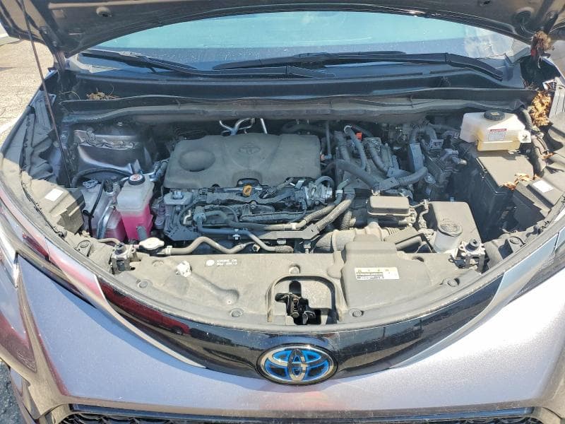 2022 TOYOTA SIENNA XSE 12