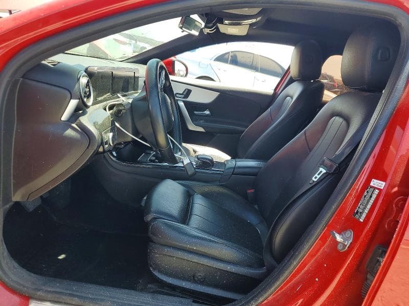 2019 MERCEDES-BENZ A 220 7
