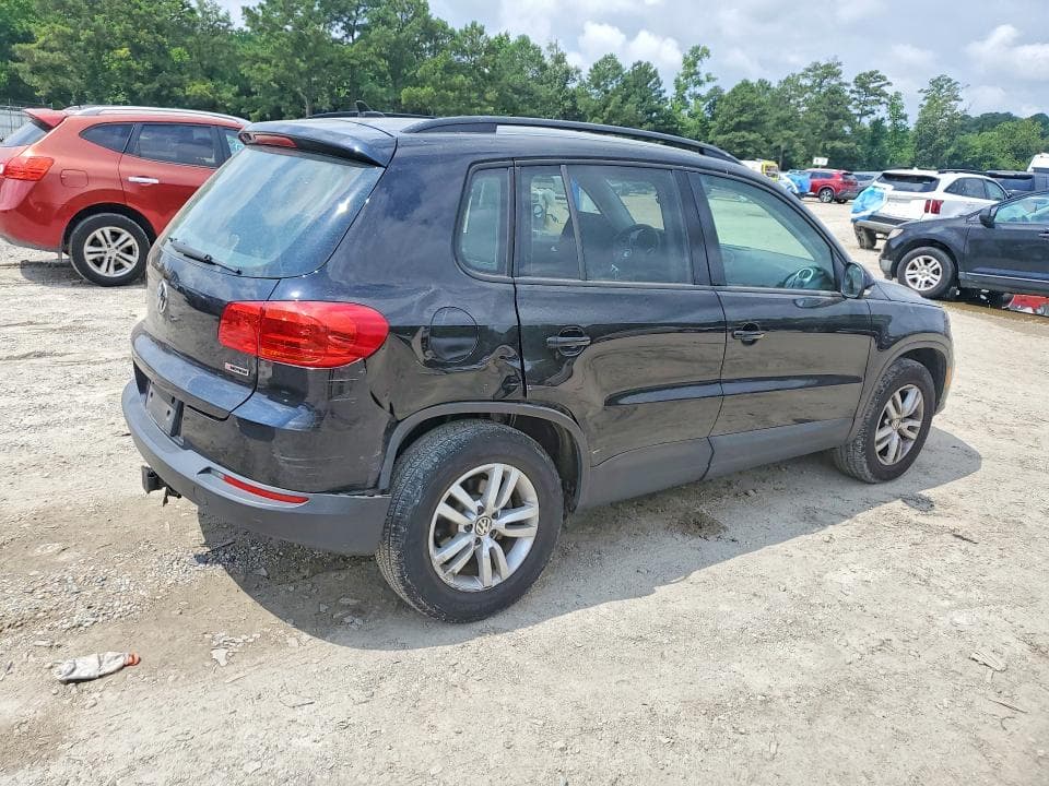 2017 VOLKSWAGEN TIGUAN S 3