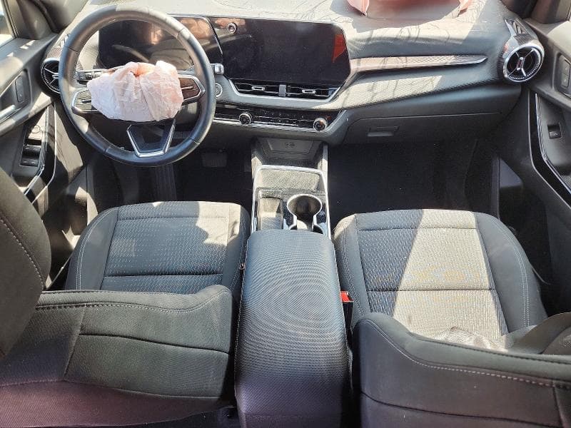 2025 CHEVROLET EQUINOX LT 8
