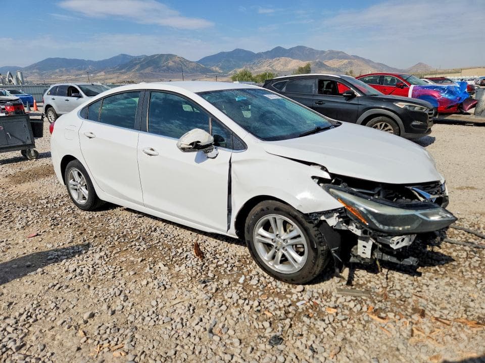 2017 CHEVROLET CRUZE LT 4