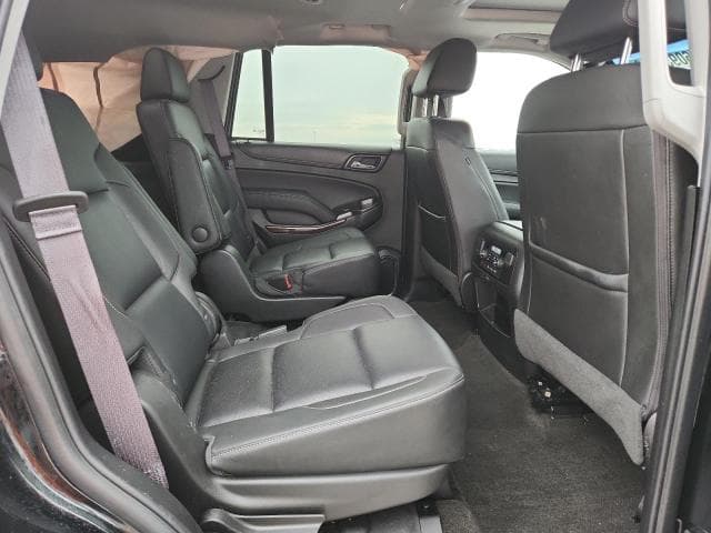 2017 GMC YUKON SLT 11