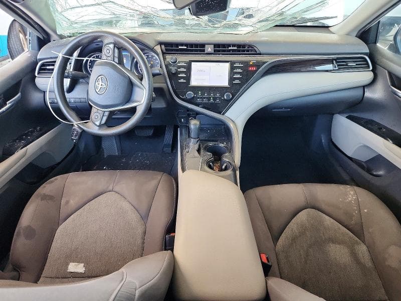 2019 TOYOTA CAMRY LE 8