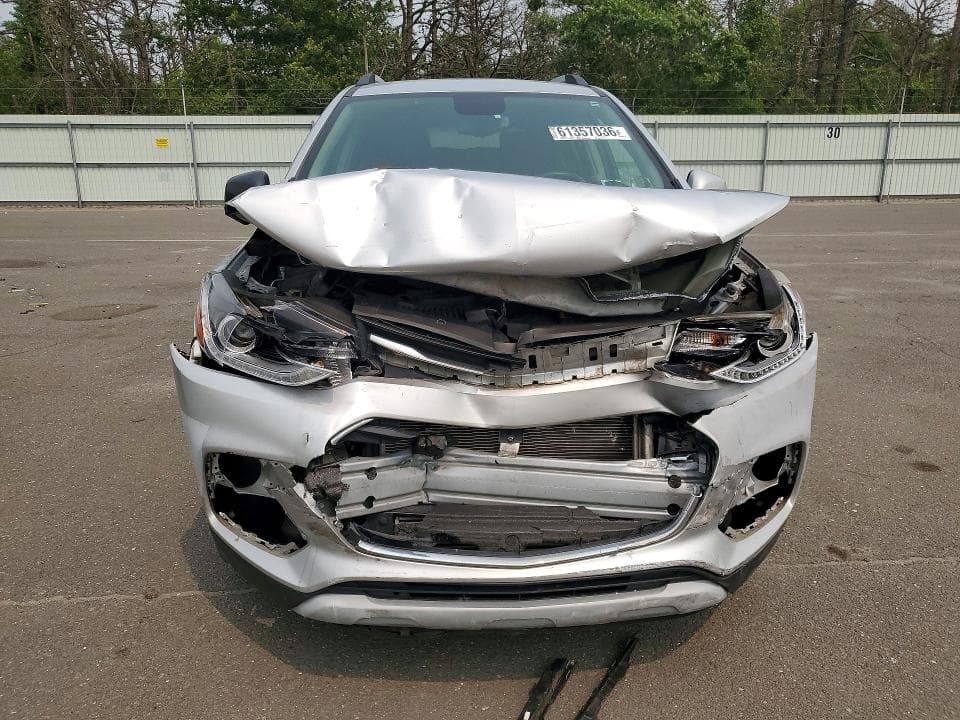 2019 CHEVROLET TRAX 1LT 5