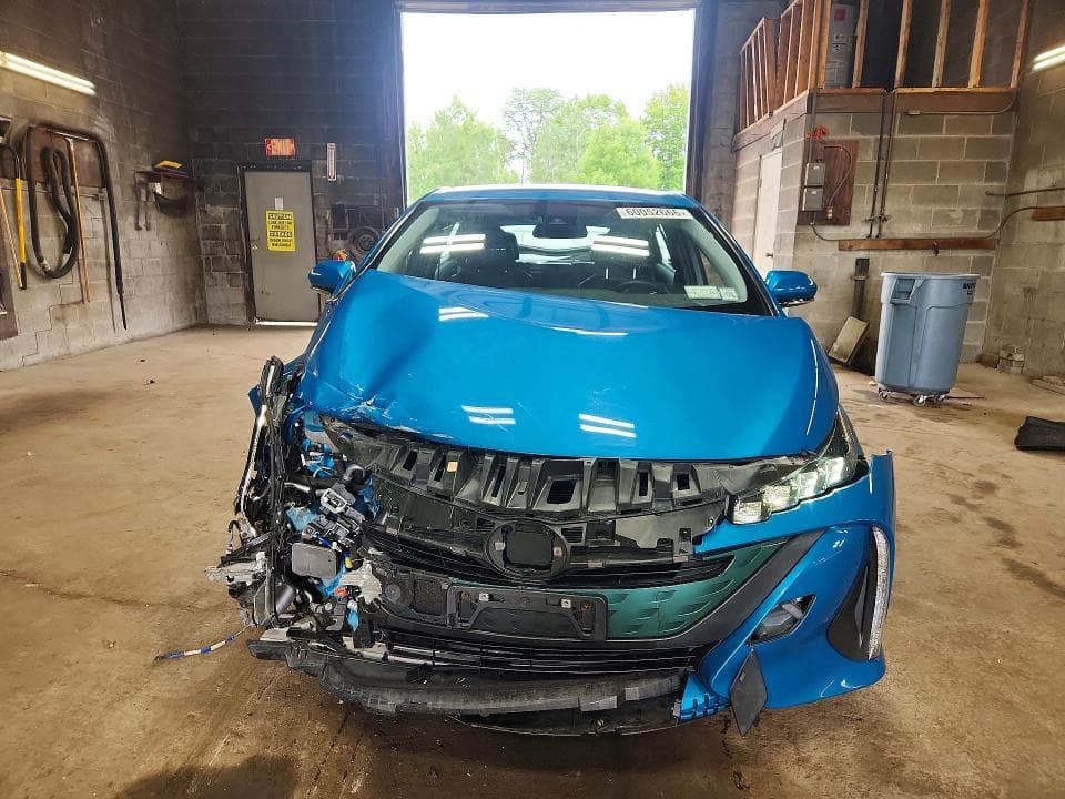 2017 TOYOTA PRIUS PRIME PREMIUM 5