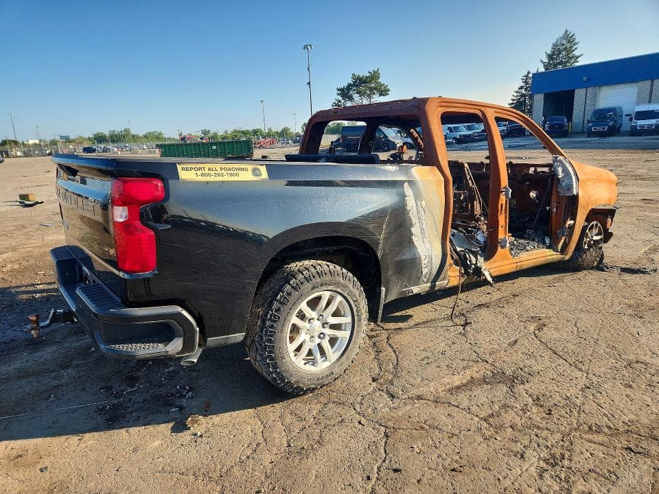 2021 CHEVROLET SILVERADO K1500 3