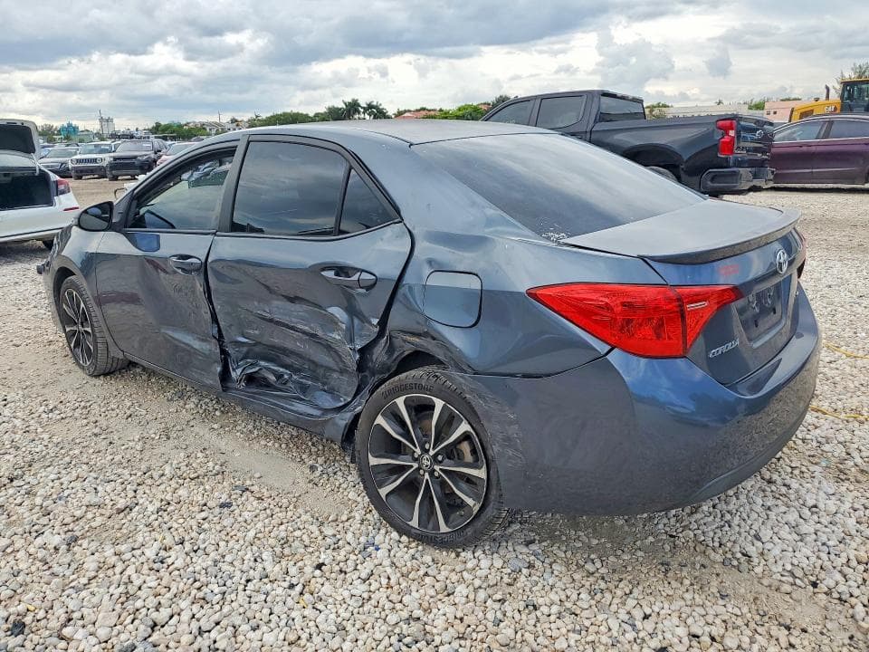 2018 TOYOTA COROLLA SE 2