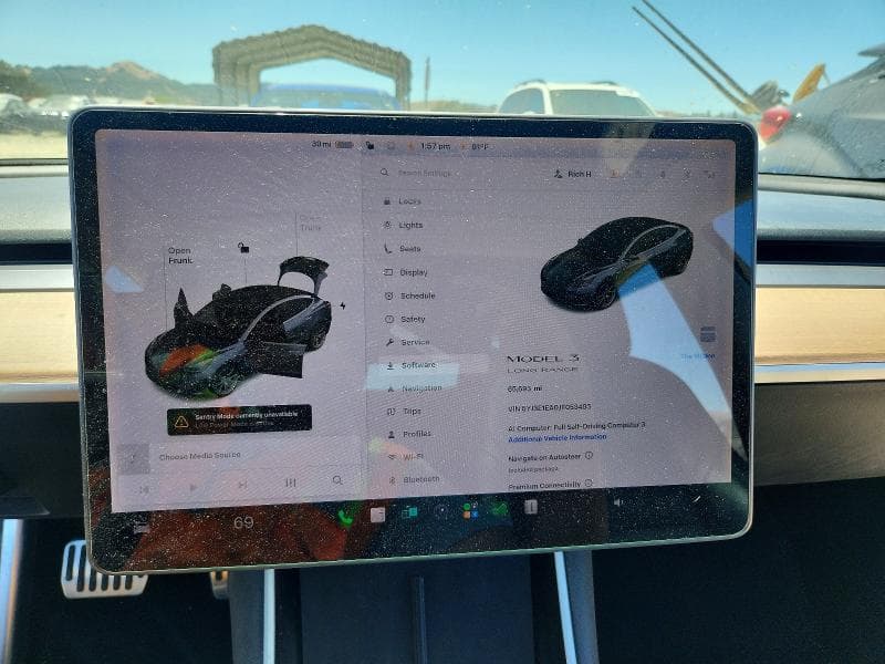 2018 TESLA MODEL 3 9