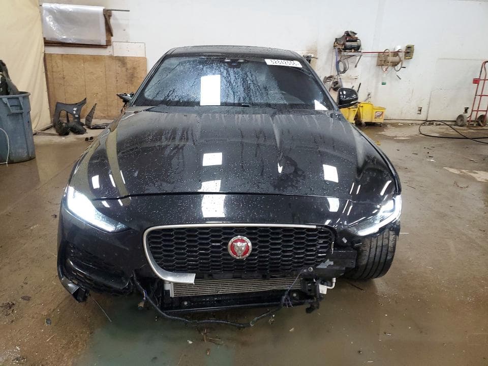 2020 JAGUAR XE S 5