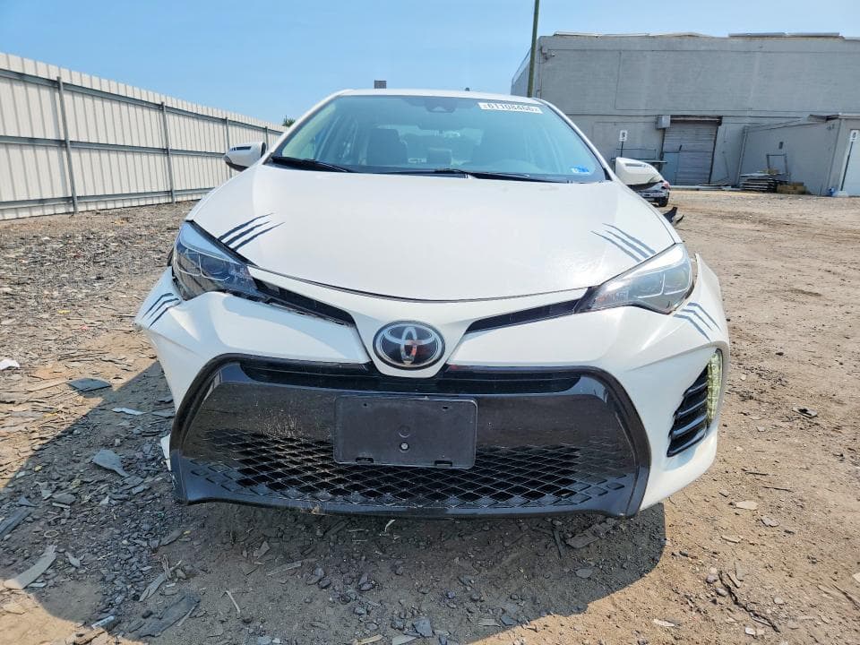 2017 TOYOTA COROLLA SE 5