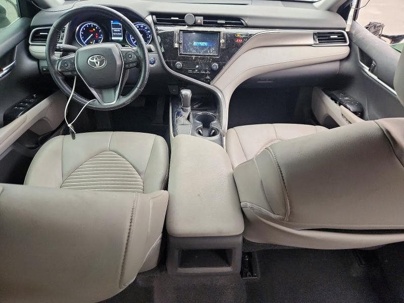 2020 TOYOTA CAMRY SE 8