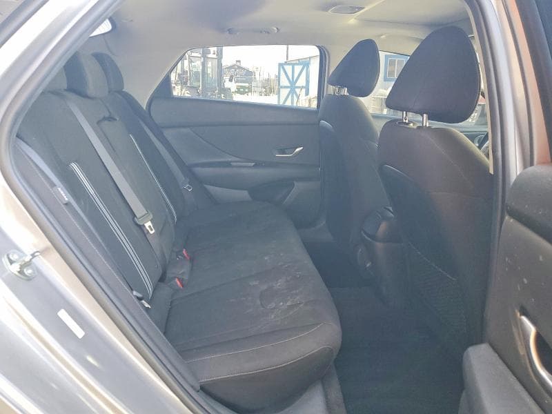 2025 HYUNDAI ELANTRA SEL 10