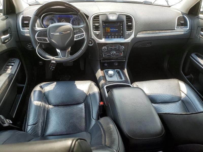 2019 CHRYSLER 300 LIMITED 8