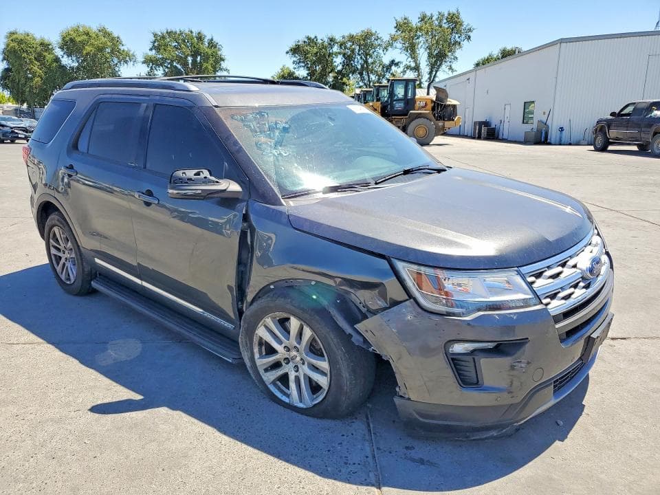 2018 FORD EXPLORER XLT 4