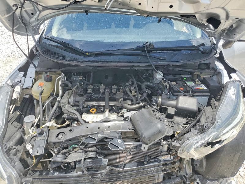 2021 NISSAN VERSA SV 11