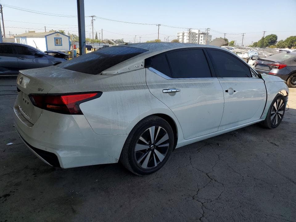 2021 NISSAN ALTIMA SV 3