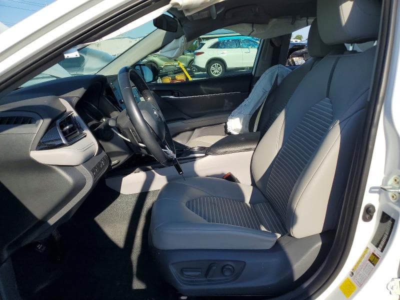 2021 TOYOTA CAMRY SE 7
