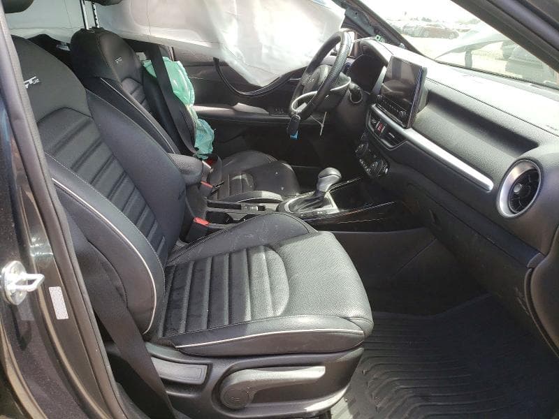 2023 KIA FORTE GT LINE 7