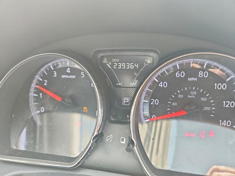 2018 NISSAN VERSA SV 9
