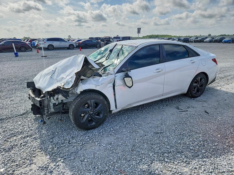 2021 HYUNDAI ELANTRA SEL
