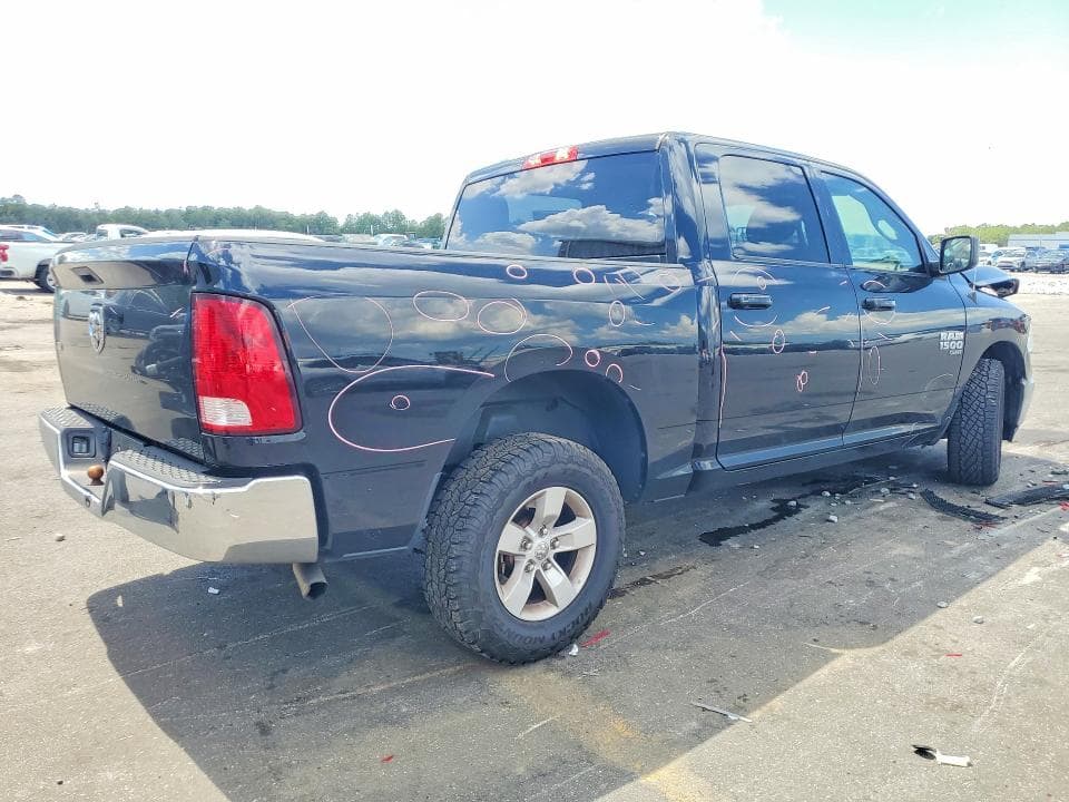 2021 RAM 1500 CLASSIC SLT 3
