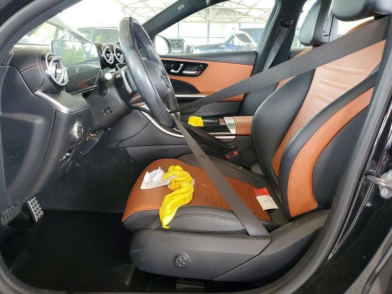 2023 MERCEDES-BENZ C 300 7