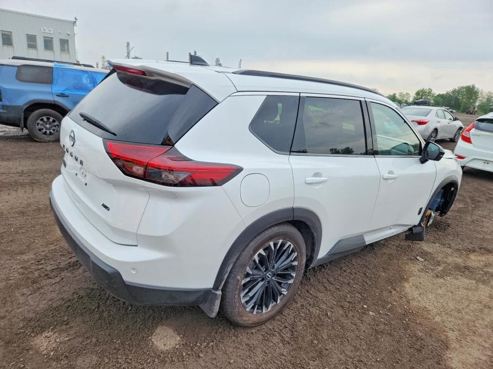 2026 NISSAN ROGUE SV 3