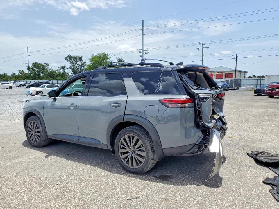 2024 NISSAN PATHFINDER SL 2