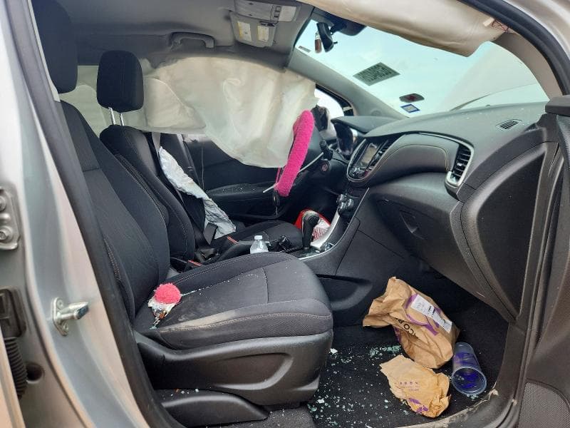 2019 CHEVROLET TRAX 1LT 7