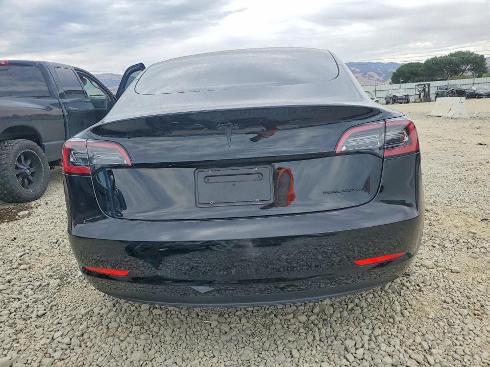 2023 TESLA MODEL 3 6