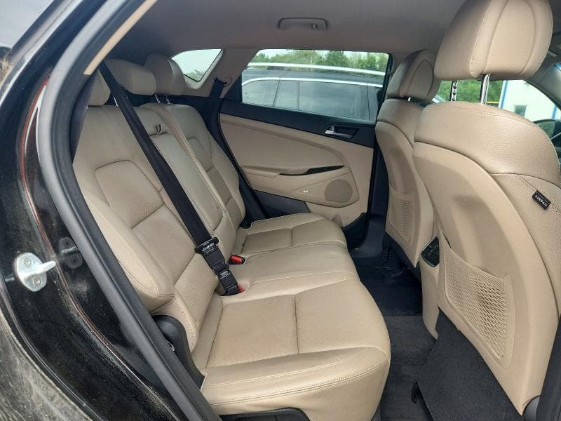 2017 HYUNDAI TUCSON LIMITED 11