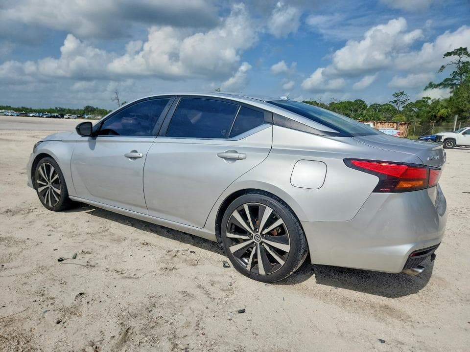 2020 NISSAN ALTIMA SR 2