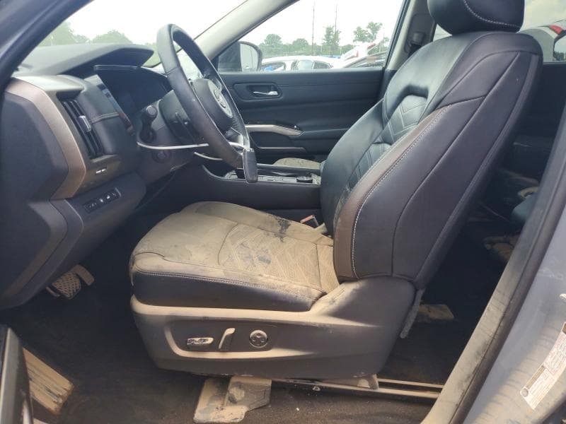 2023 NISSAN PATHFINDER PLATINUM 7