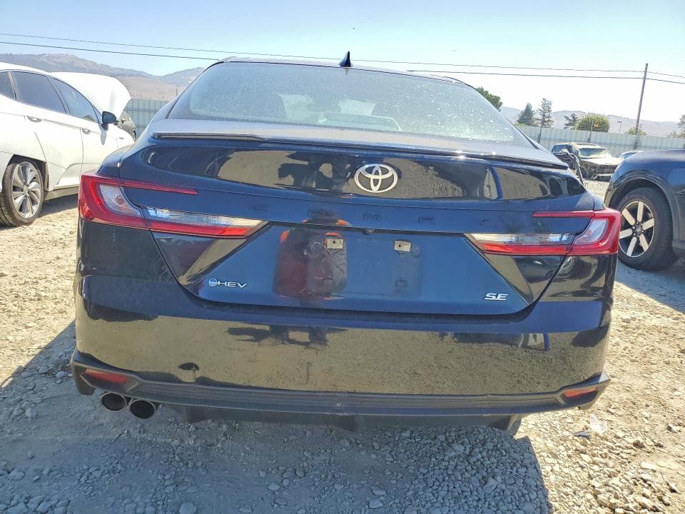 2025 TOYOTA CAMRY SE 6