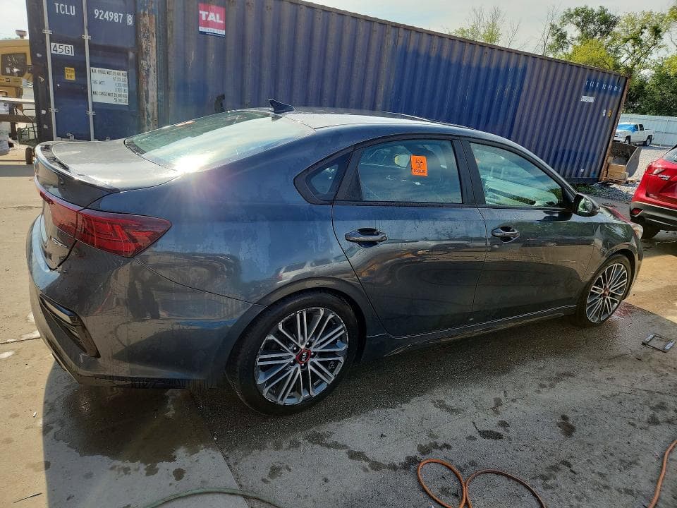 2021 KIA FORTE GT 3