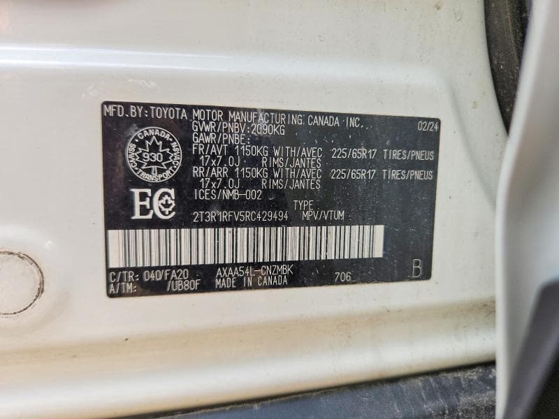2024 TOYOTA RAV4 XLE 13