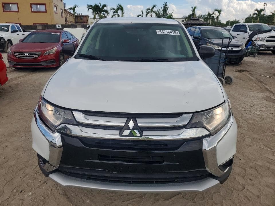 2017 MITSUBISHI OUTLANDER ES 5
