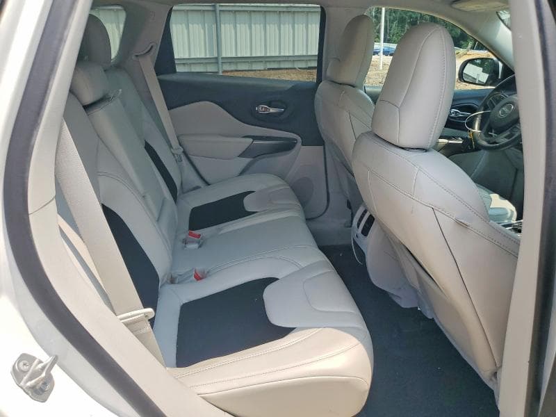 2020 JEEP CHEROKEE LATITUDE PLUS 11