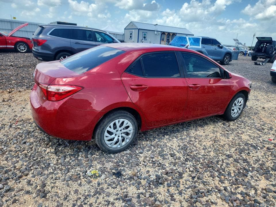 2018 TOYOTA COROLLA LE 3