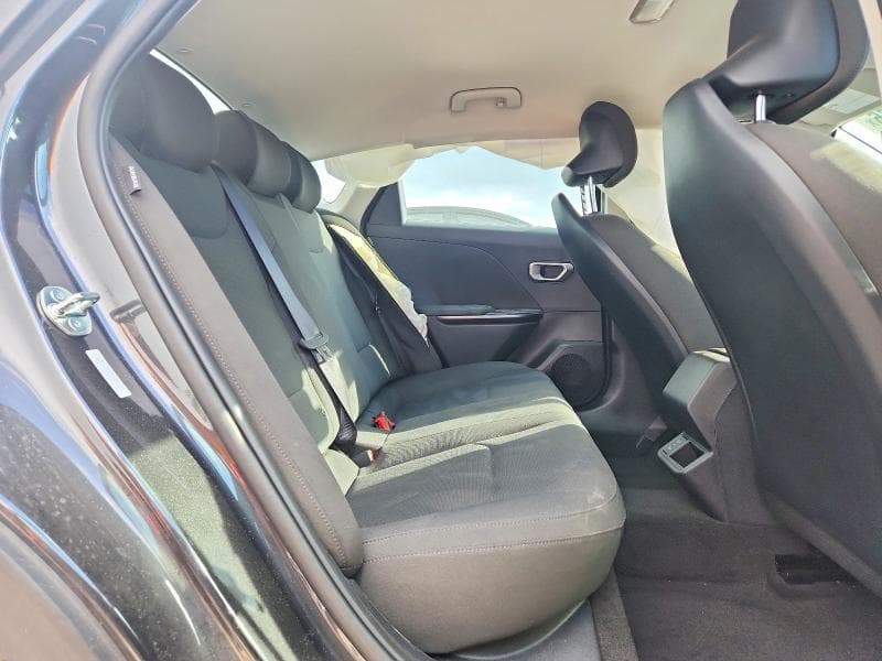 2026 KIA K4 LX 10