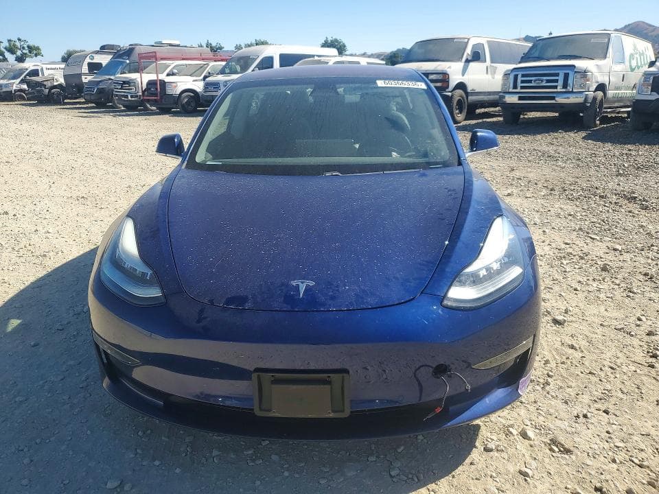 2018 TESLA MODEL 3 5