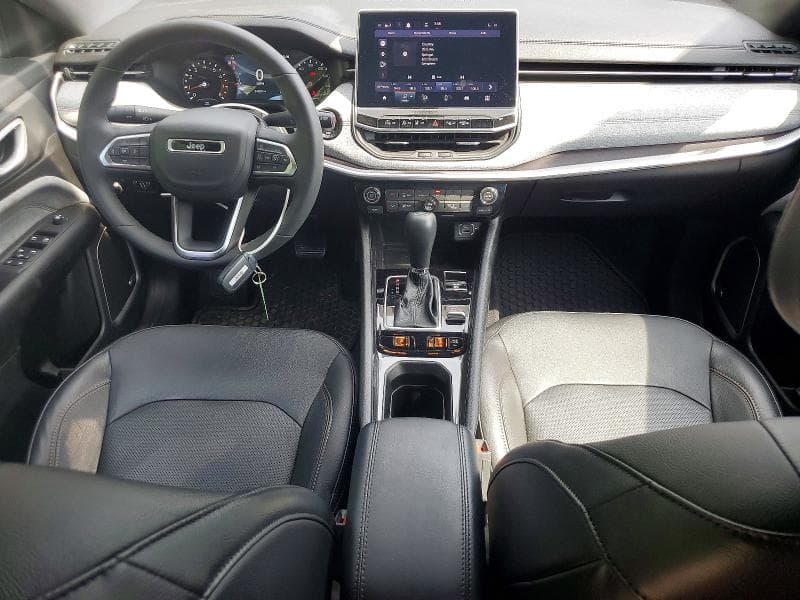 2023 JEEP COMPASS LATITUDE LUX 8